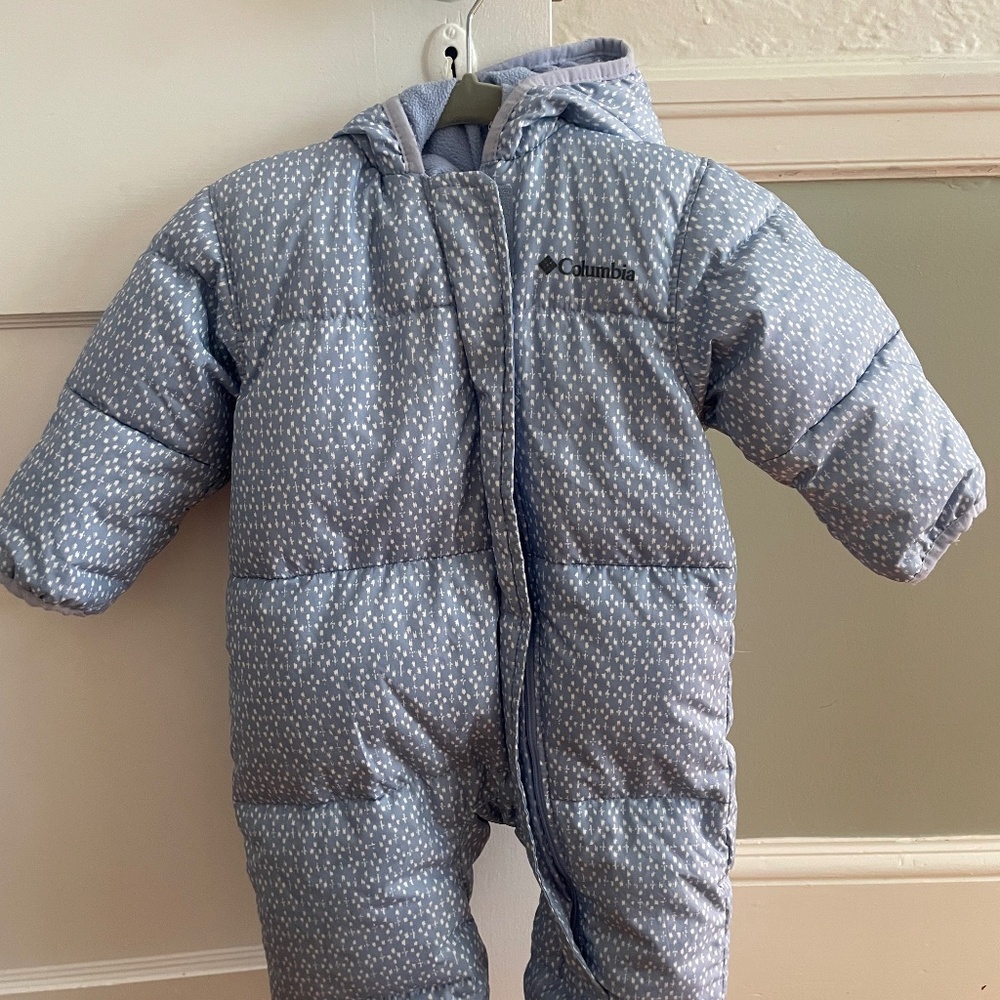 Columbia baby bunting/snowsuit 6-12M